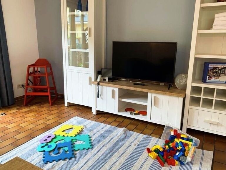 Wohnzimmermöbel