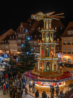 Weihnachtspyramide auf dem Quedlinburger Weihnachtsmarkt