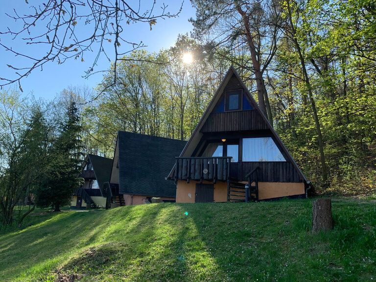Ferienhaus mit Dachschräge im Hexenhaus-Stil