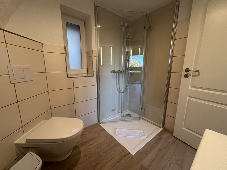 Großes Badezimmer im Familienhotel Harz